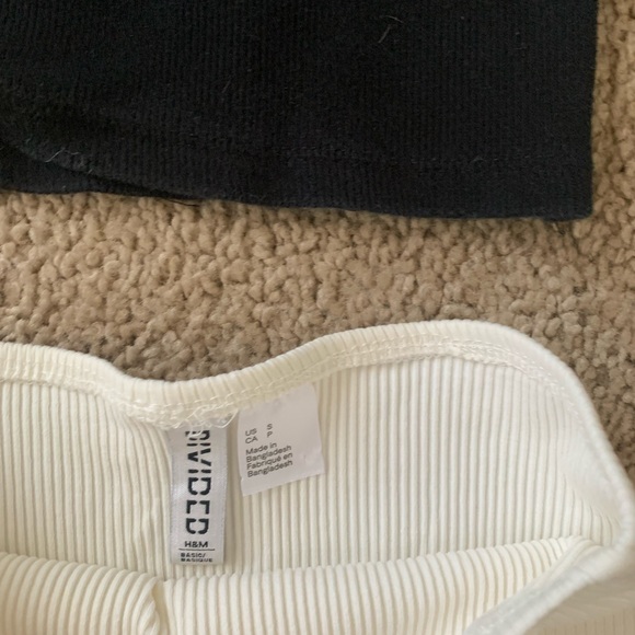 Summer top bundle - Picture 3 of 4